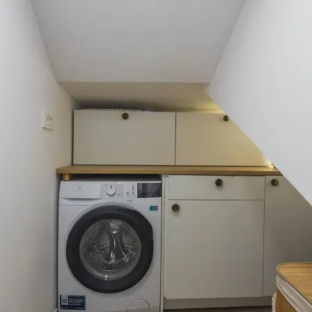 Tembo Apartment *